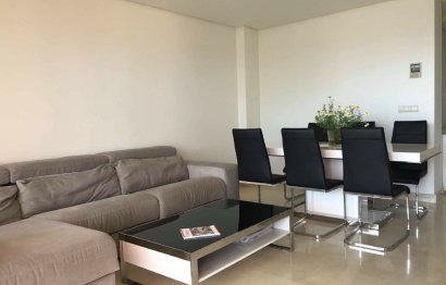 Resale - Apartment - Ground Floor Apartment - Marbella - Nueva Andalucia