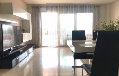 Resale - Apartment - Ground Floor Apartment - Marbella - Nueva Andalucia