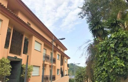 Resale - Apartment - Ground Floor Apartment - Marbella - Nueva Andalucia