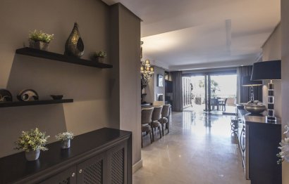 Resale - Apartment - Ground Floor Apartment - Marbella - Puerto Banús