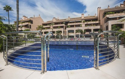 Resale - Apartment - Ground Floor Apartment - Marbella - Puerto Banús