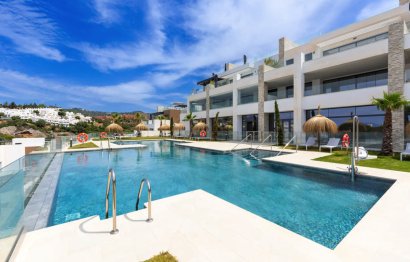 Resale - Apartment - Middle Floor Apartment - Marbella - Artola