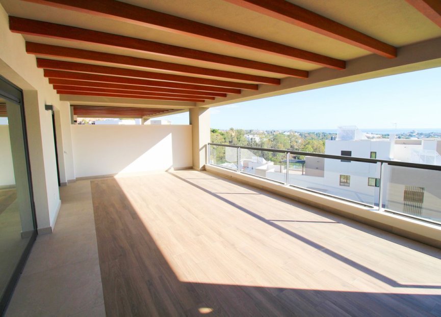 Resale - Apartment - Ground Floor Apartment - Marbella - Nueva Andalucia