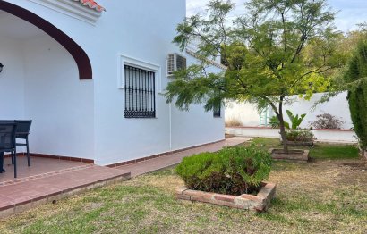 Resale - House - Detached Villa - Benalmádena - Benalmadena Costa