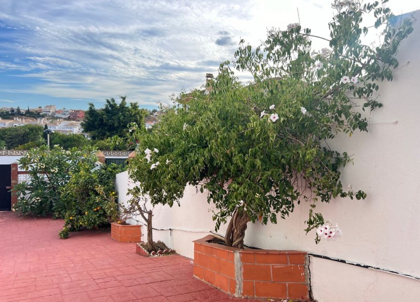 Resale - House - Detached Villa - Benalmádena - Benalmadena Costa