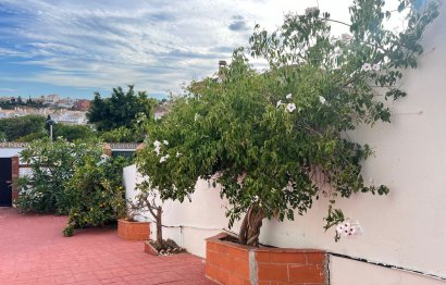 Resale - House - Detached Villa - Benalmádena - Benalmadena Costa