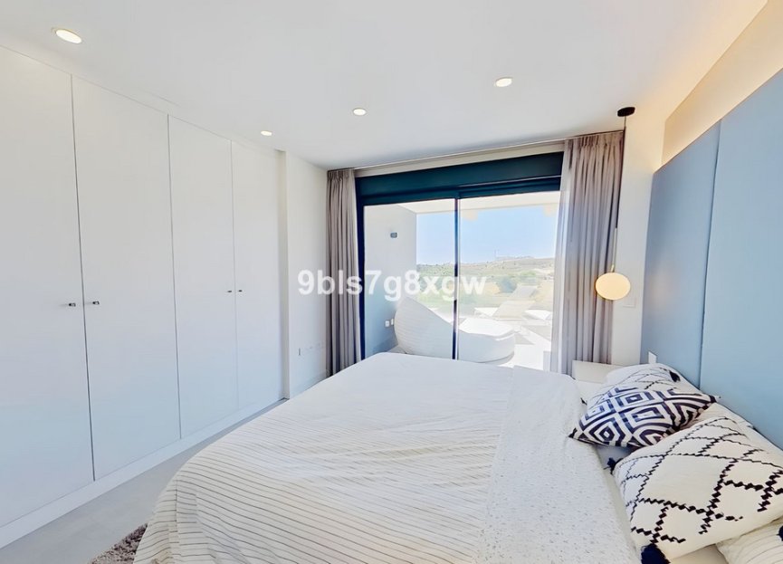 Resale - Apartment - Penthouse Duplex - Estepona - New Golden Mile