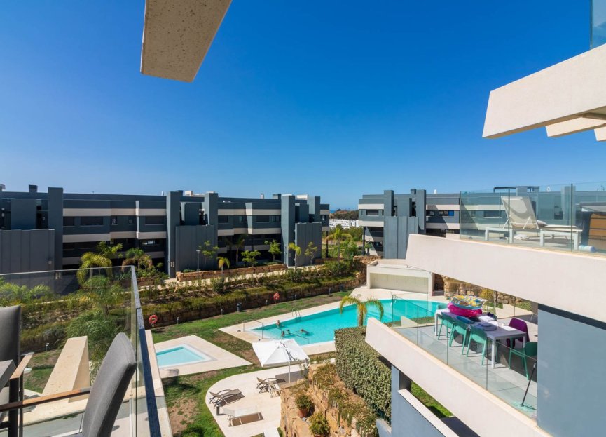 Resale - Apartment - Penthouse Duplex - Estepona - Selwo