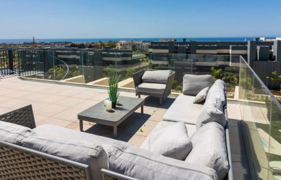 Resale - Apartment - Penthouse Duplex - Estepona - Selwo