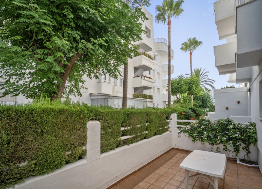 Resale - Apartment - Ground Floor Apartment - Marbella - The Golden Mile