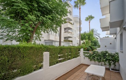 Resale - Apartment - Ground Floor Apartment - Marbella - The Golden Mile