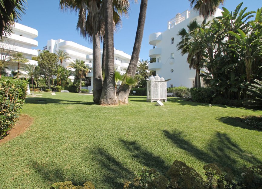 Resale - Apartment - Ground Floor Apartment - Marbella - The Golden Mile