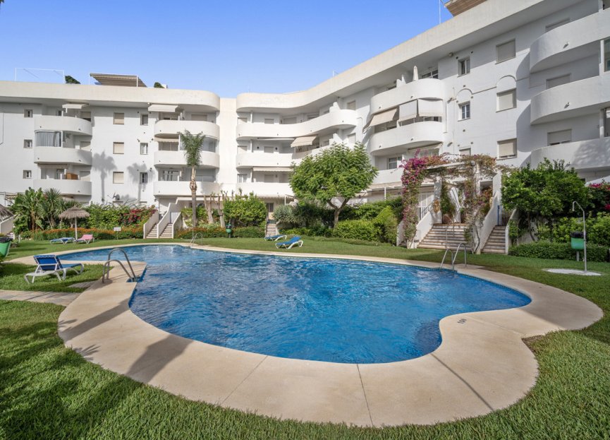 Resale - Apartment - Ground Floor Apartment - Marbella - The Golden Mile