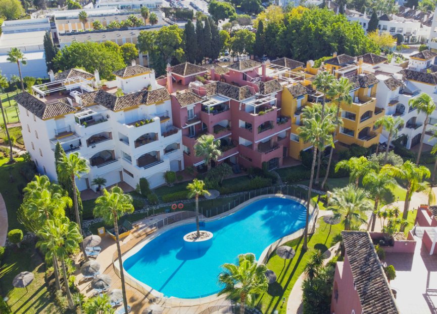 Resale - Apartment - Middle Floor Apartment - Marbella - The Golden Mile