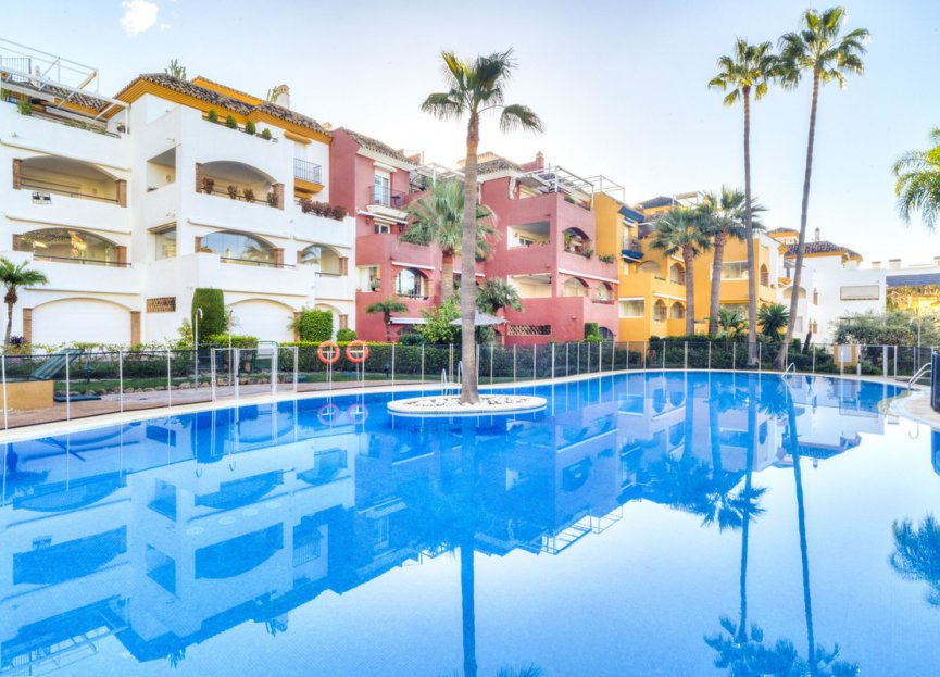 Resale - Apartment - Middle Floor Apartment - Marbella - The Golden Mile