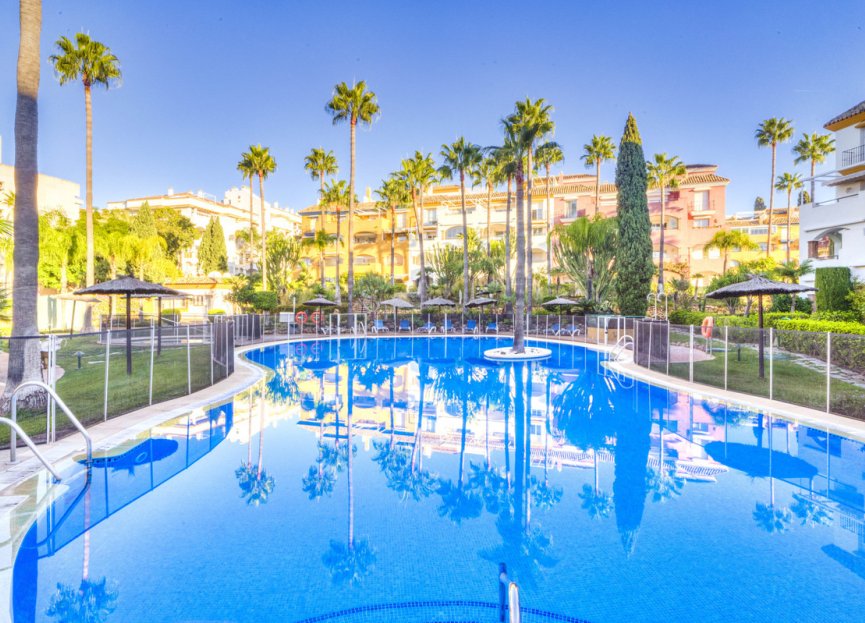 Resale - Apartment - Middle Floor Apartment - Marbella - The Golden Mile