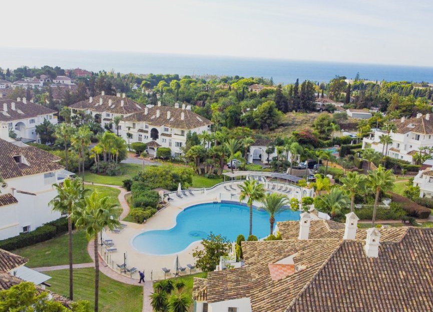 Resale - Apartment - Ground Floor Apartment - Marbella - The Golden Mile