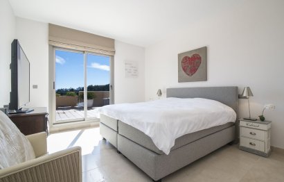 Resale - Apartment - Penthouse - Estepona - Estepona Centro