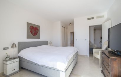 Resale - Apartment - Penthouse - Estepona - Estepona Centro