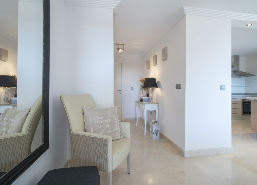 Resale - Apartment - Penthouse - Estepona - Estepona Centro