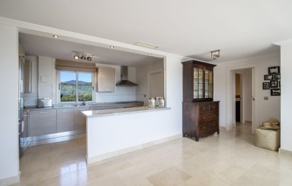 Resale - Apartment - Penthouse - Estepona - Estepona Centro