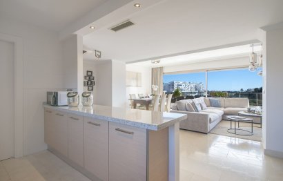 Resale - Apartment - Penthouse - Estepona - Estepona Centro