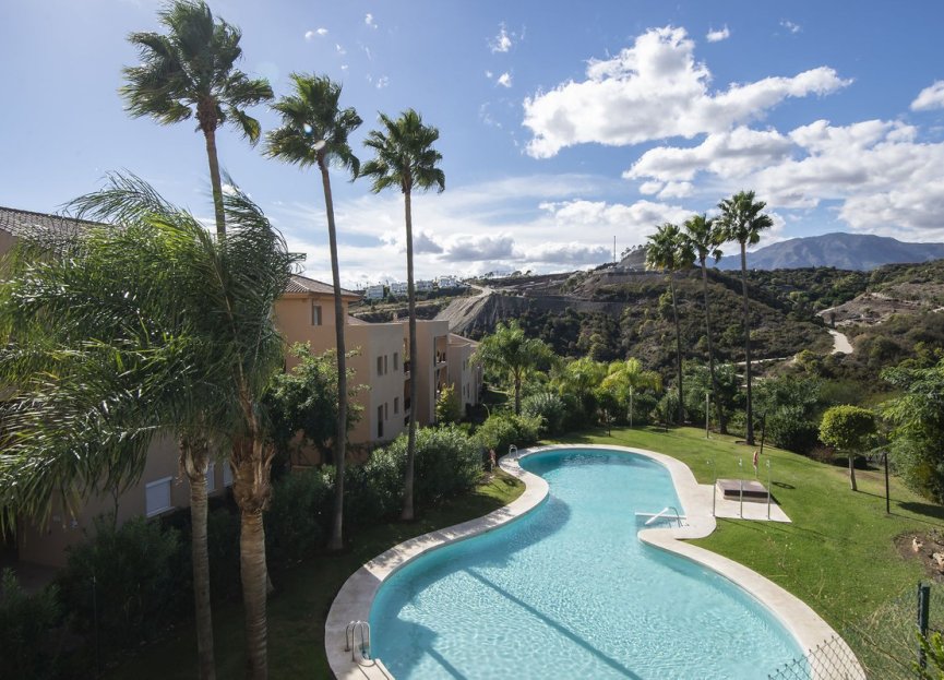 Resale - Apartment - Penthouse - Estepona - Estepona Centro