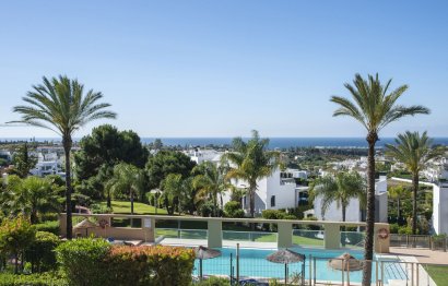 Resale - Apartment - Penthouse - Estepona - Estepona Centro