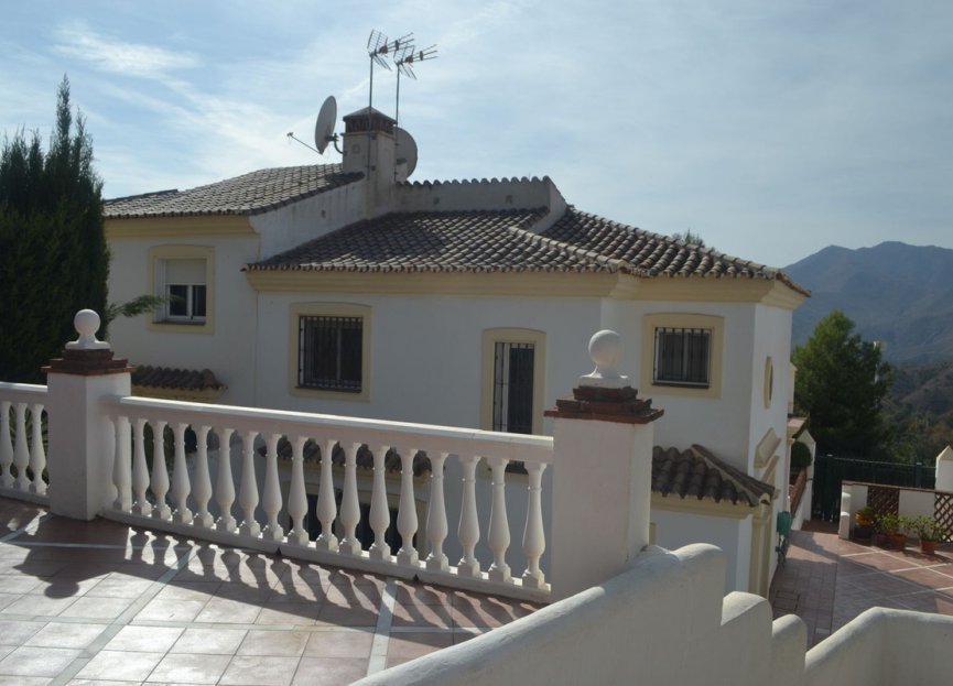 Resale - House - Semi-Detached House - Alhaurín el Grande - Alhaurin Golf