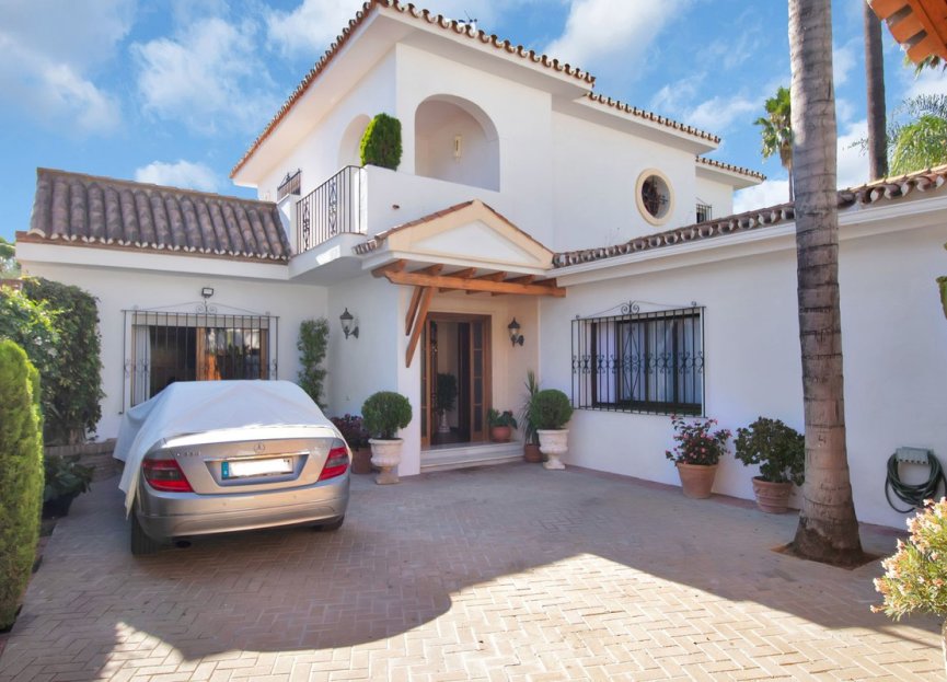 Resale - House - Detached Villa - Marbella - Marbella Centro