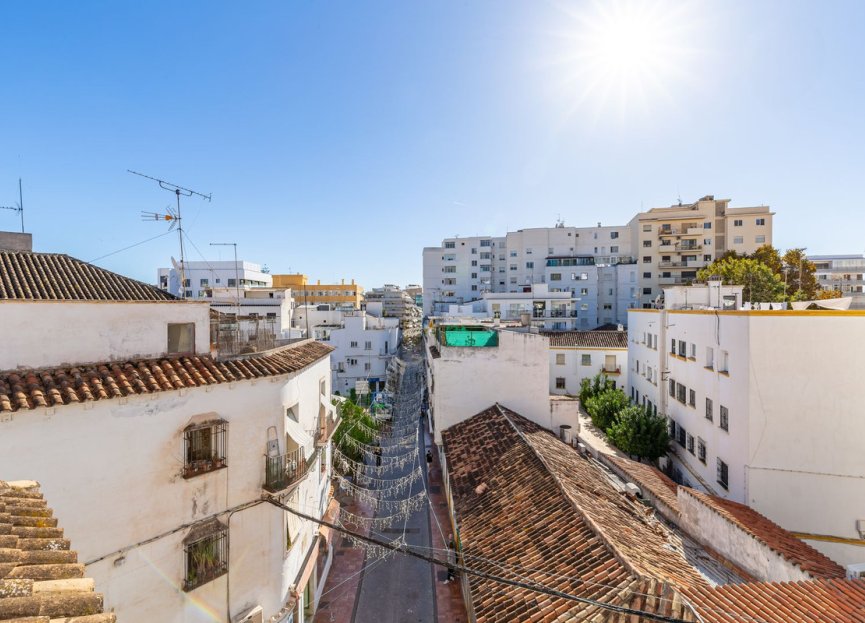 Resale - Apartment - Top Floor Apartment - Marbella - Marbella Centro