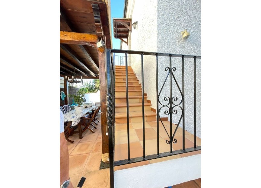 Resale - House - Detached Villa - Estepona - Costalita