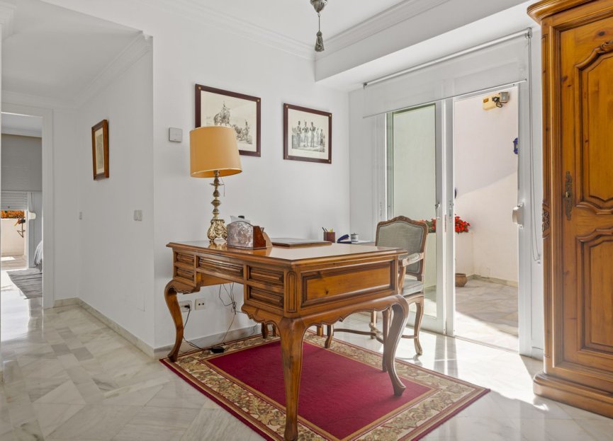 Resale - House - Townhouse - Marbella - Nueva Andalucia