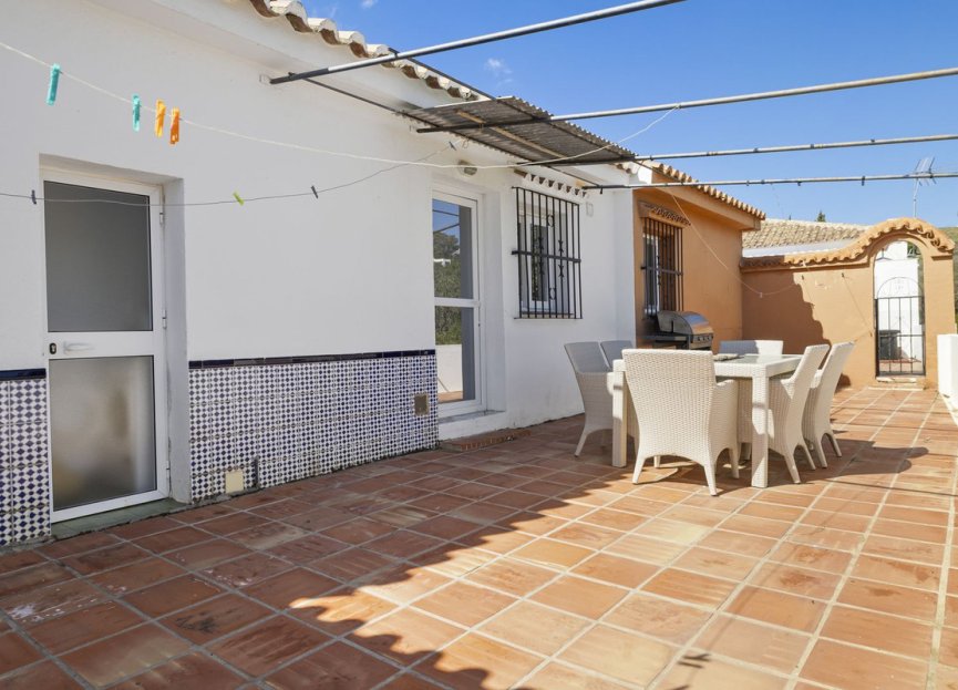 Resale - House - Detached Villa - Mijas - La Cala De Mijas