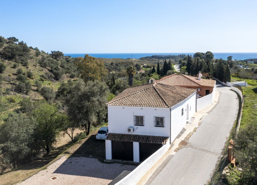 Resale - House - Detached Villa - Mijas - La Cala De Mijas