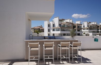 Resale - Apartment - Penthouse - Estepona - Estepona Centro