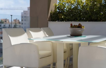 Resale - Apartment - Penthouse - Estepona - Estepona Centro