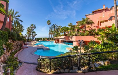 Resale - Apartment - Middle Floor Apartment - Estepona - New Golden Mile