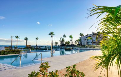 Resale - Apartment - Penthouse Duplex - Estepona - Estepona Centro