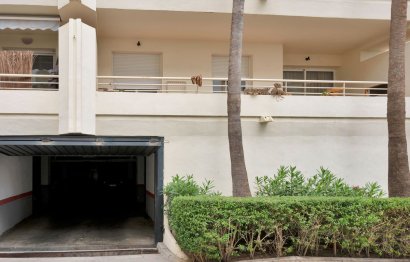 Resale - Apartment - Ground Floor Apartment - Marbella - The Golden Mile