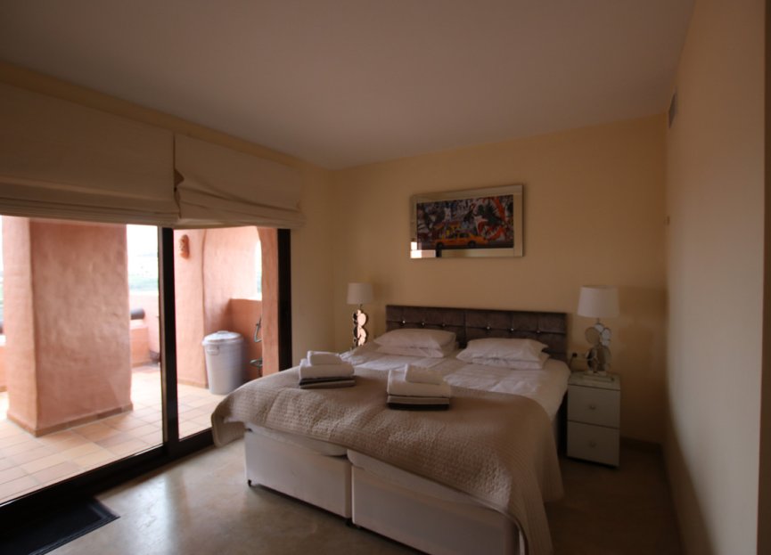 Resale - Apartment - Penthouse - Manilva - La Duquesa