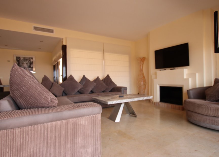 Resale - Apartment - Penthouse - Manilva - La Duquesa