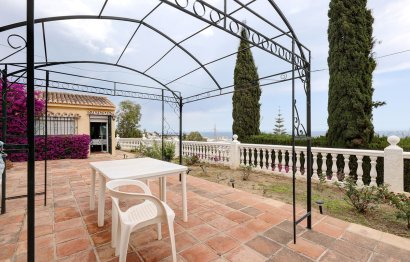 Resale - House - Detached Villa - Fuengirola