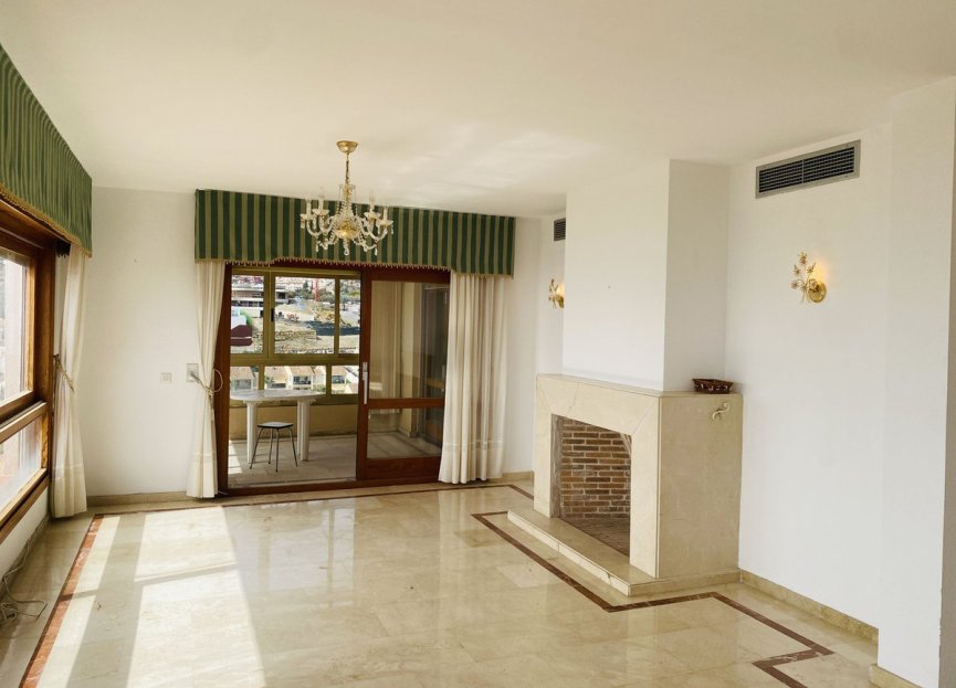 Resale - Apartment - Penthouse - Benalmádena - Torremuelle