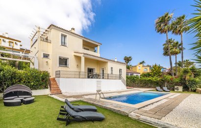 Resale - House - Detached Villa - Manilva - La Duquesa