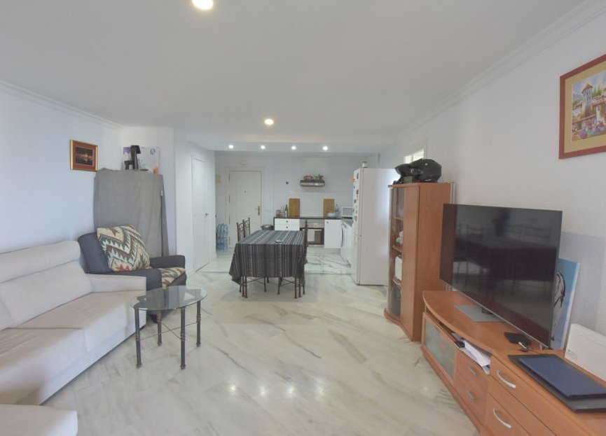 Resale - Apartment - Middle Floor Apartment - Benalmádena - Benalmadena Centro