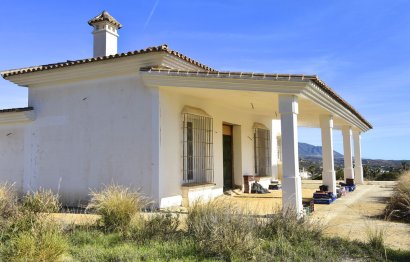 Resale - House - Detached Villa - Mijas - Entrerrios