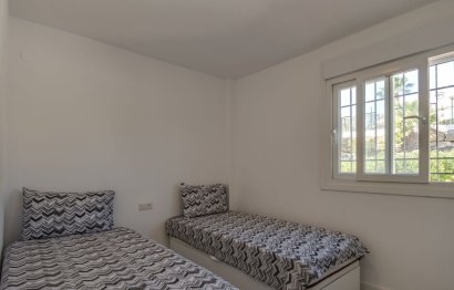 Resale - Apartment - Duplex - Marbella - Nueva Andalucia