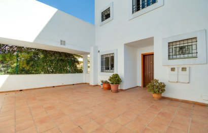 Resale - Apartment - Duplex - Marbella - Nueva Andalucia