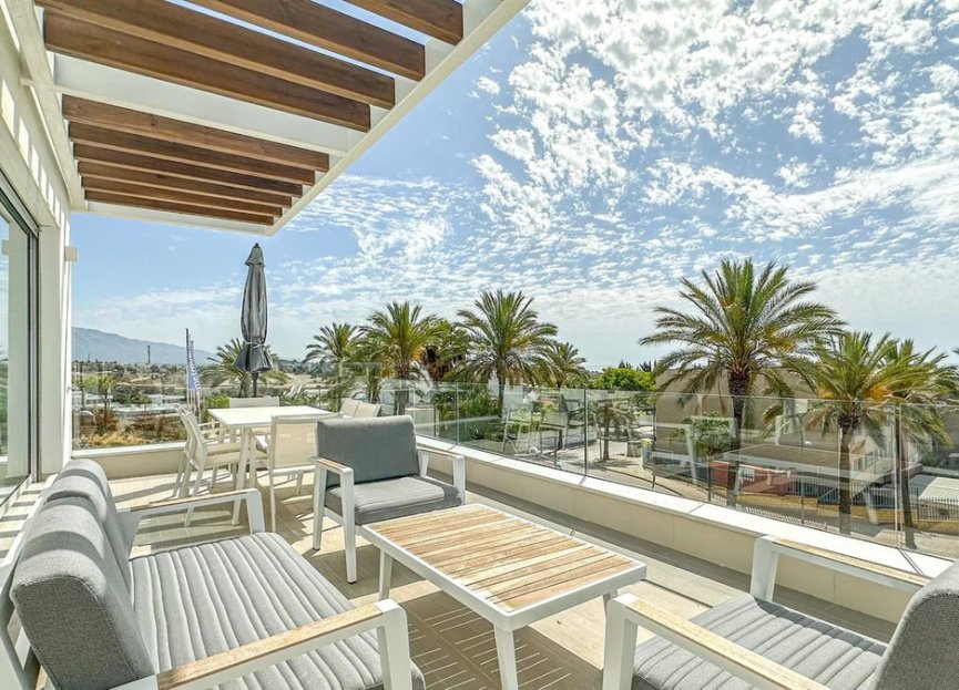 Resale - Apartment - Penthouse - Estepona - New Golden Mile